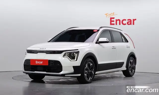 Kia Niro, 2023, 6 674 км
