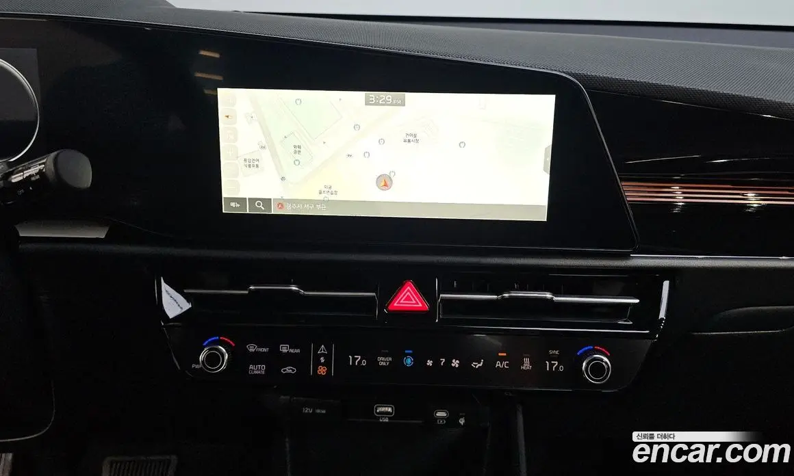 Kia Niro 2023 0.2 автомат (гидро), фото 18