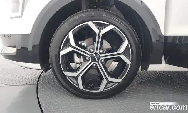 Kia Niro 2026 1.6 автомат (гидро), миниатюра 5