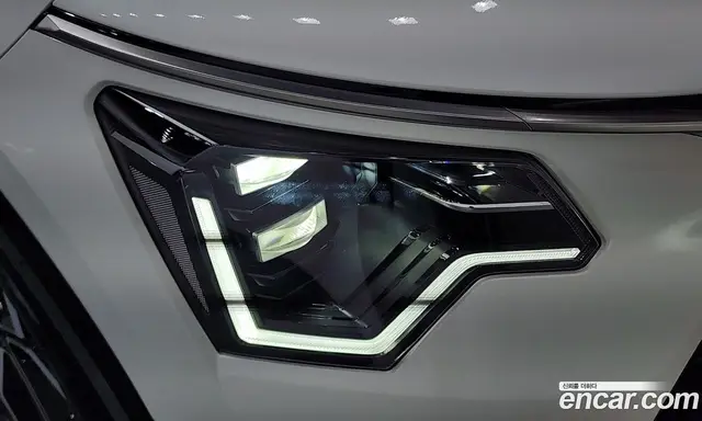 Kia Niro 2026 1.6 автомат (гидро), миниатюра 8