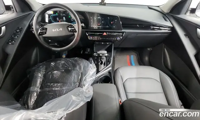 Kia Niro 2026 1.6 автомат (гидро), миниатюра 10