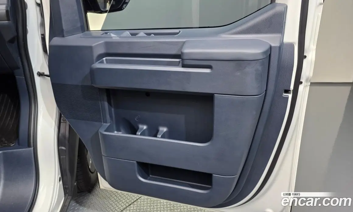 Kia PV5 2025 0.2 автомат (гидро), фото 15