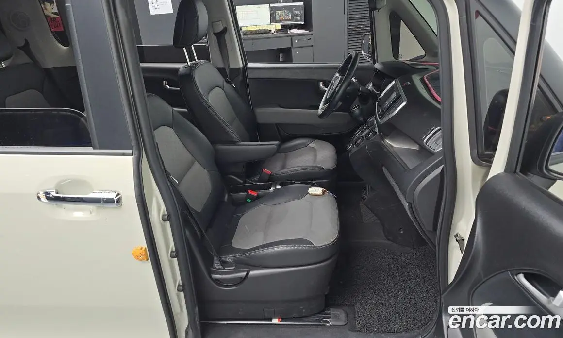 Kia Ray 2018 1.0 автомат (гидро), фото 16 Kia Ray 2018 1.0 автомат (гидро), фото 16