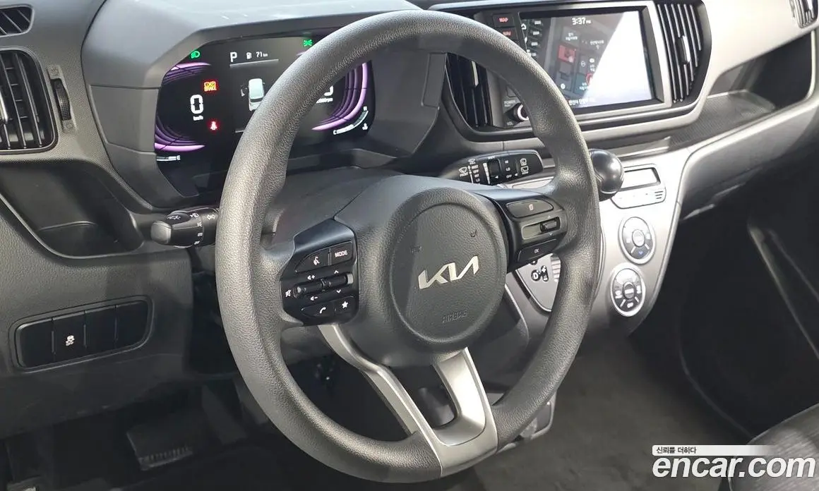 Kia Ray 2023 1.0 автомат (гидро), фото 19