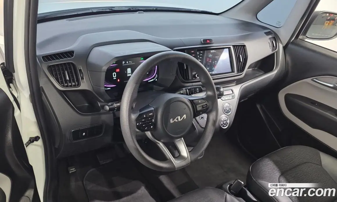 Kia Ray 2023 1.0 автомат (гидро), фото 10