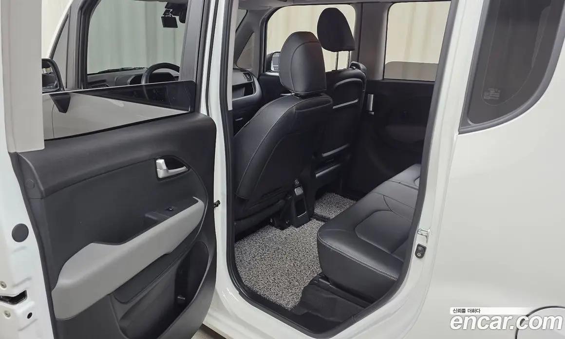 Kia Ray 2023 1.0 автомат (гидро), фото 18 Kia Ray 2023 1.0 автомат (гидро), фото 18
