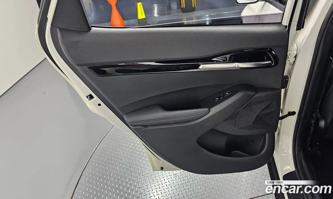 Kia Seltos 2022 1.6 автомат (гидро), фото 15 Kia Seltos 2022 1.6 автомат (гидро), фото 15
