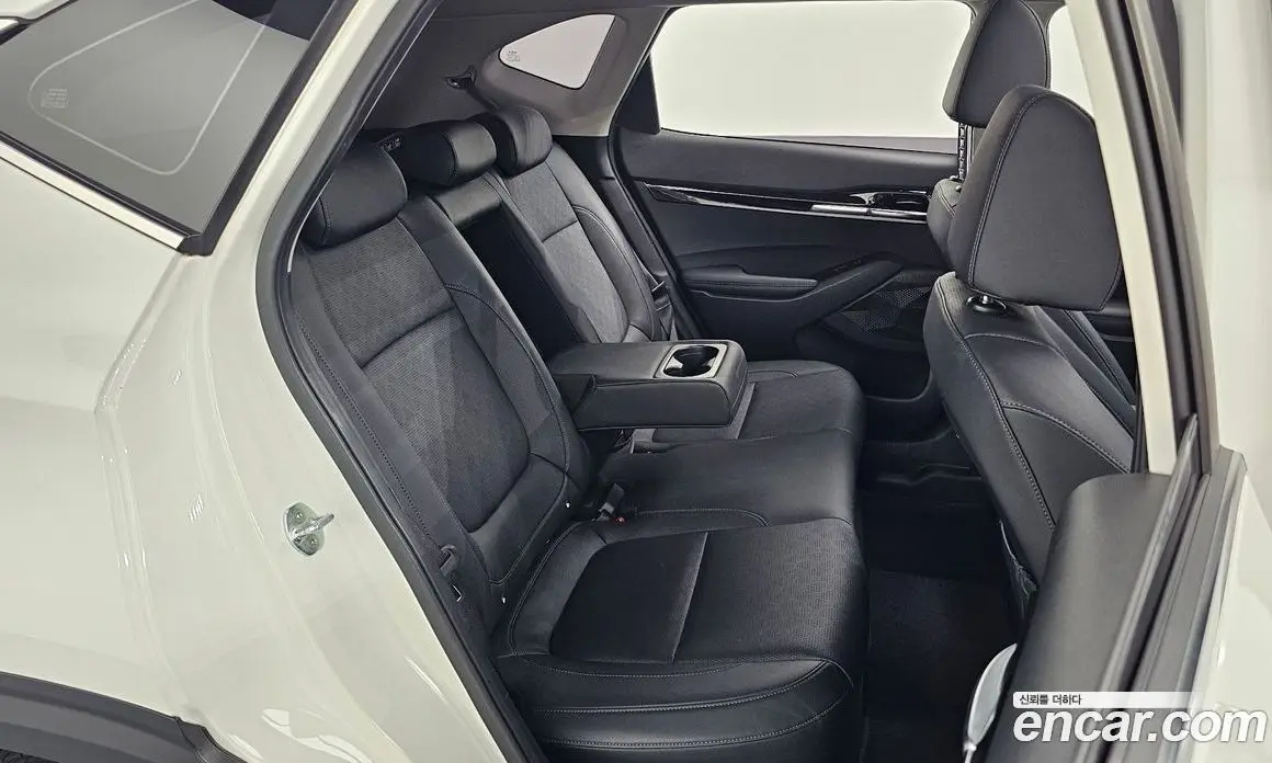 Kia Seltos 2022 1.6 автомат (гидро), фото 16 Kia Seltos 2022 1.6 автомат (гидро), фото 16