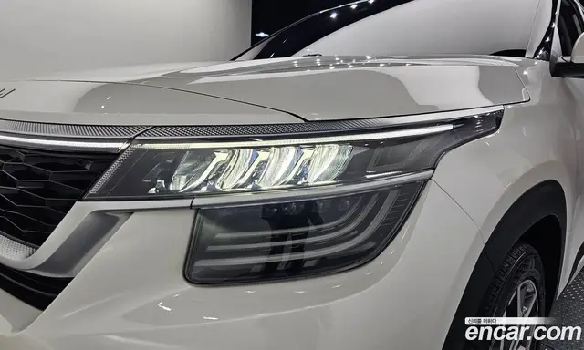 Kia Seltos 2022 1.6 автомат (гидро), миниатюра 8 Kia Seltos 2022 1.6 автомат (гидро), миниатюра 8