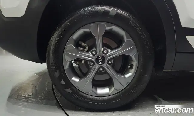 Kia Seltos 2024 1.6 автомат (гидро), миниатюра 5