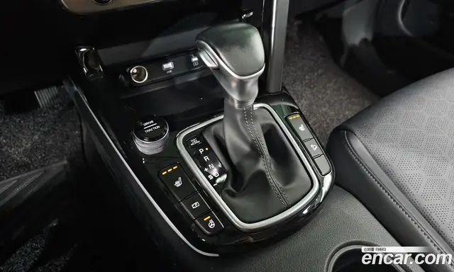 Kia Seltos 2024 2.0 автомат (гидро), миниатюра 11