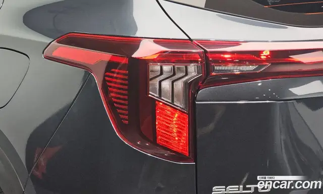 Kia Seltos 2024 2.0 автомат (гидро), миниатюра 8