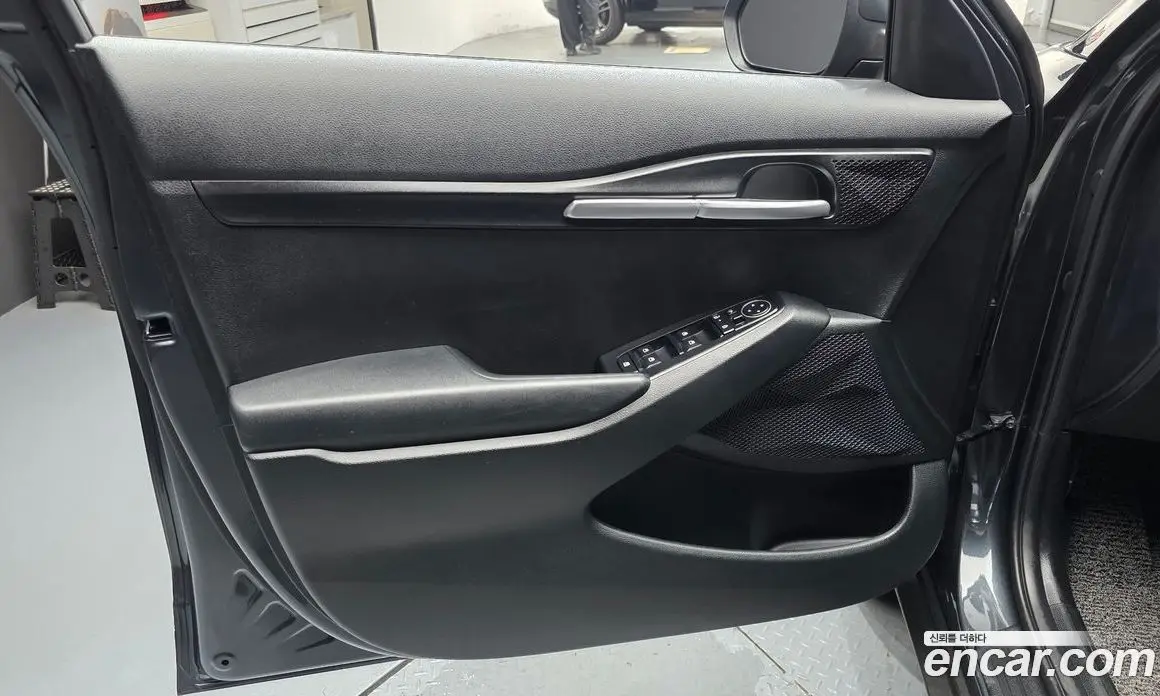 Kia Seltos 2025 2.0 автомат (гидро), фото 14 Kia Seltos 2025 2.0 автомат (гидро), фото 14