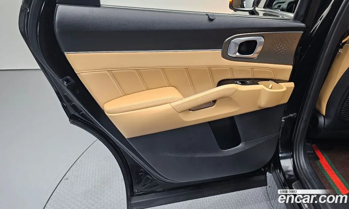 Kia Sorento 2021 2.2 автомат (гидро), фото 15 Kia Sorento 2021 2.2 автомат (гидро), фото 15