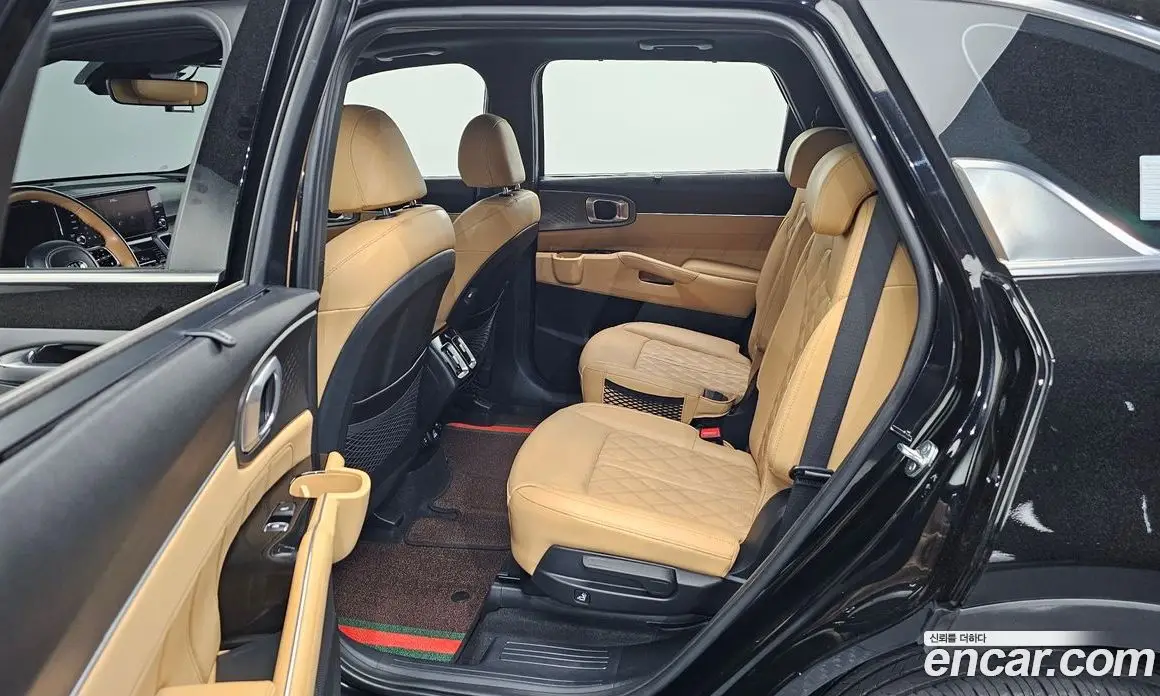 Kia Sorento 2021 2.2 автомат (гидро), фото 17 Kia Sorento 2021 2.2 автомат (гидро), фото 17