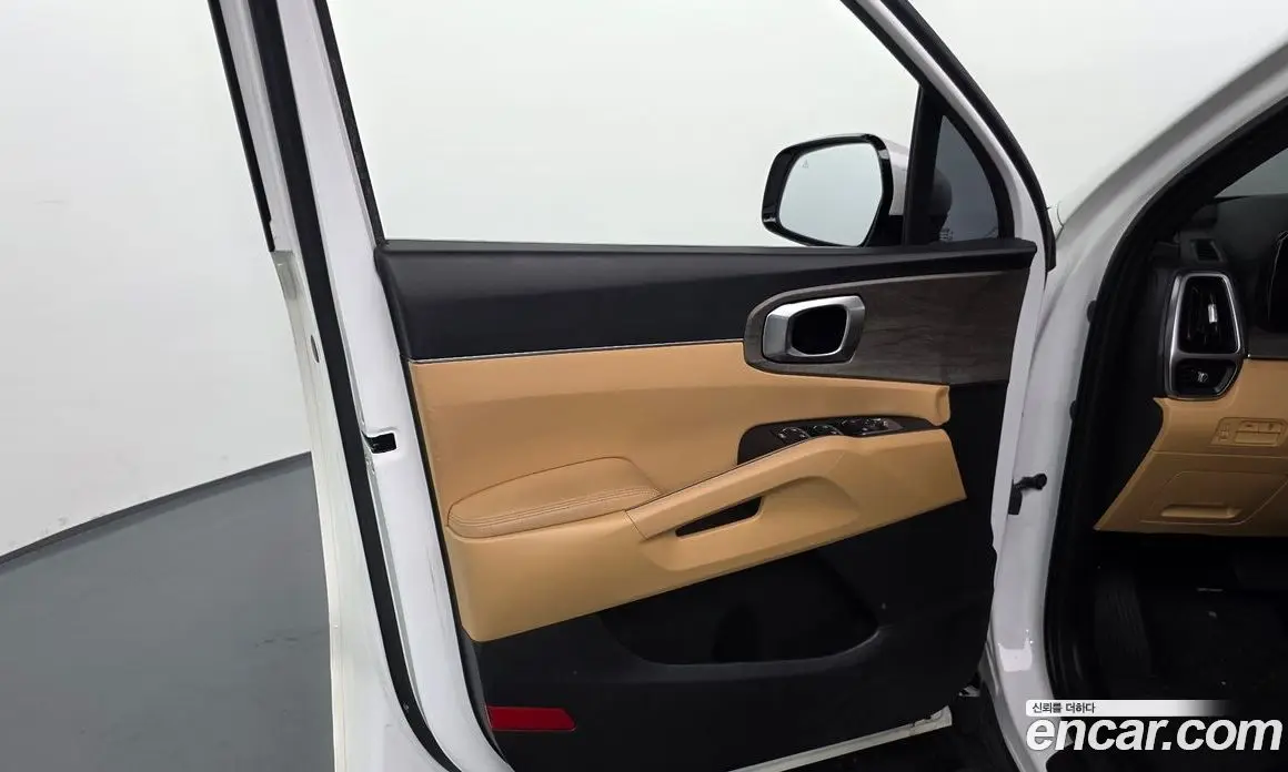 Kia Sorento 2021 2.2 автомат (гидро), фото 13 Kia Sorento 2021 2.2 автомат (гидро), фото 13