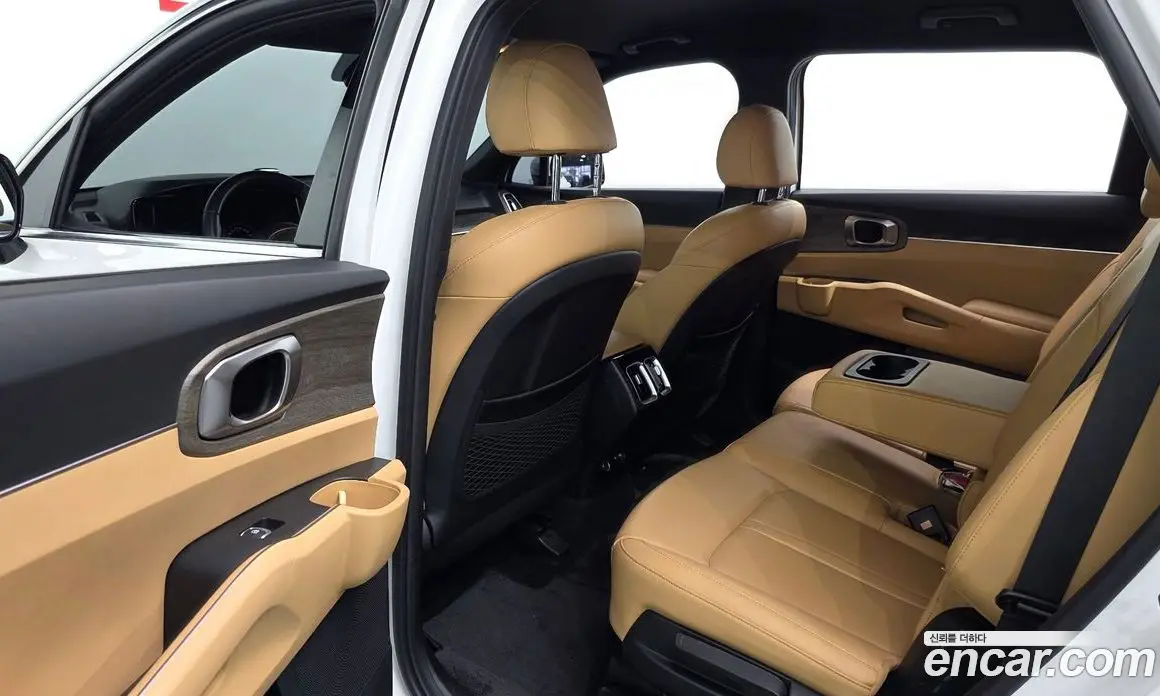 Kia Sorento 2021 2.2 автомат (гидро), фото 17 Kia Sorento 2021 2.2 автомат (гидро), фото 17