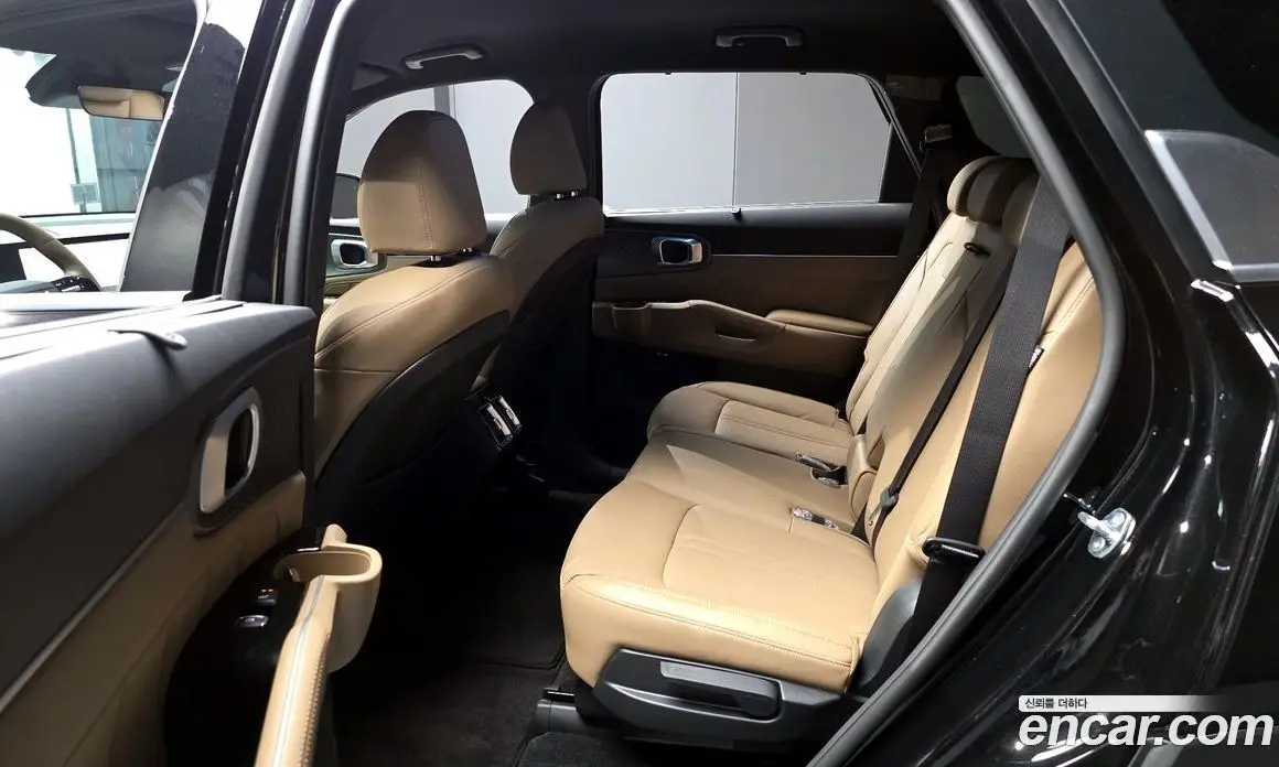 Kia Sorento 2026 2.5 автомат (гидро), фото 16 Kia Sorento 2026 2.5 автомат (гидро), фото 16