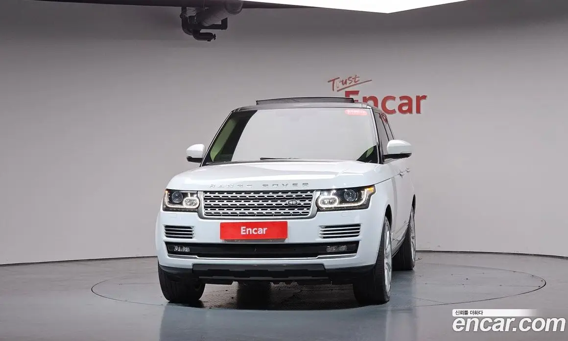 Land Rover Range Rover 2015 4.4 автомат (гидро), фото 2 Land Rover Range Rover 2015 4.4 автомат (гидро), фото 2
