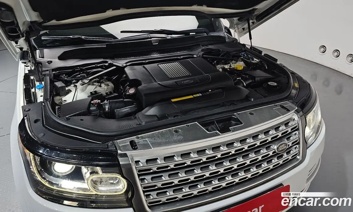 Land Rover Range Rover 2015 4.4 автомат (гидро), фото 5 Land Rover Range Rover 2015 4.4 автомат (гидро), фото 5