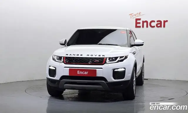 Land Rover Range Rover Evoque 2017 2.0 автомат (гидро), миниатюра 3 Land Rover Range Rover Evoque 2017 2.0 автомат (гидро), миниатюра 3