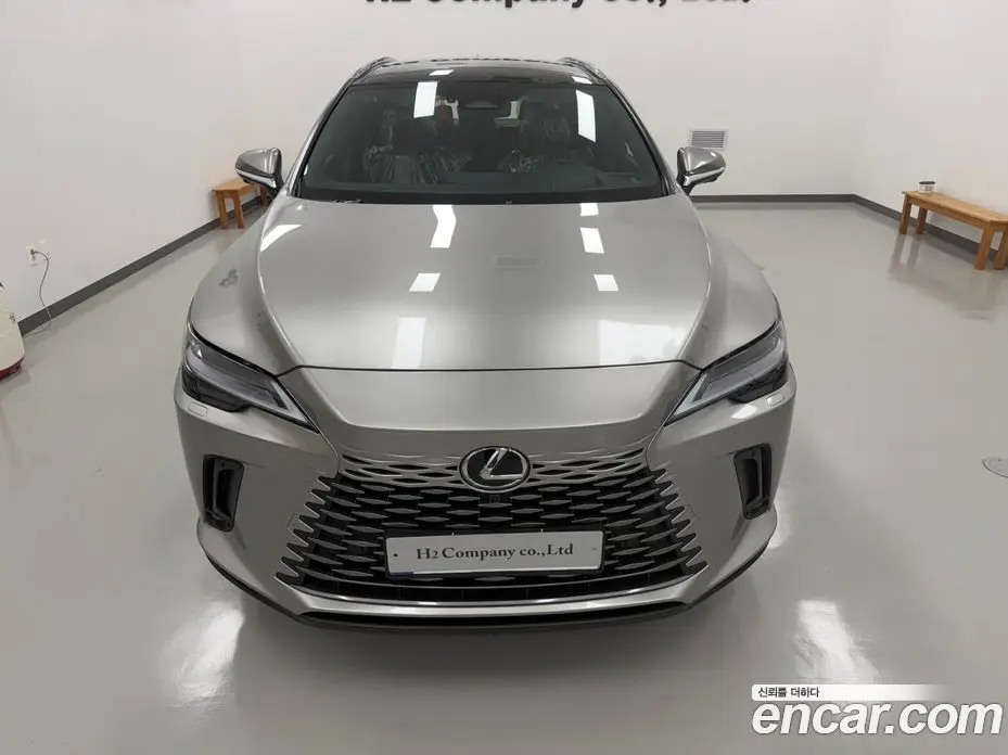 Lexus RX 2026 2.5 автомат (гидро), фото 3