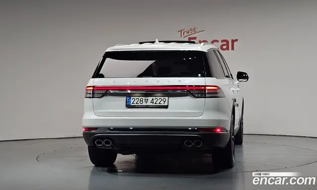 Lincoln Aviator 2021 3.0 автомат (гидро), миниатюра 3