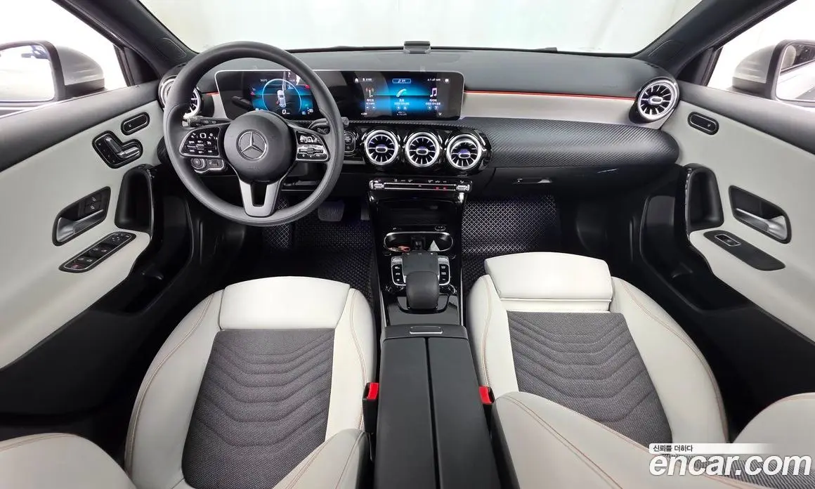 Mercedes-Benz A-Class 2019 2.0 автомат (гидро), фото 10 Mercedes-Benz A-Class 2019 2.0 автомат (гидро), фото 10