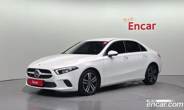 Mercedes-Benz A-Class, 2022, 76 605 км