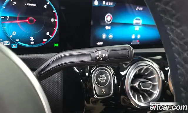 Mercedes-Benz A-Class 2022 1.9 автомат (гидро), миниатюра 12