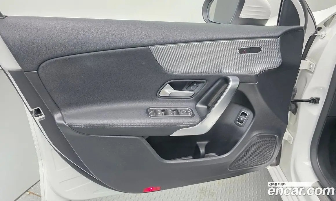 Mercedes-Benz A-Class 2022 1.9 автомат (гидро), фото 14