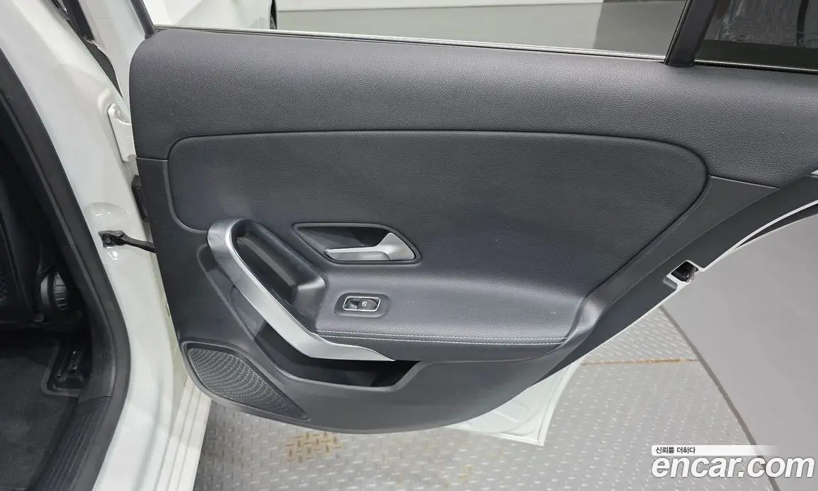 Mercedes-Benz A-Class 2022 1.9 автомат (гидро), фото 15
