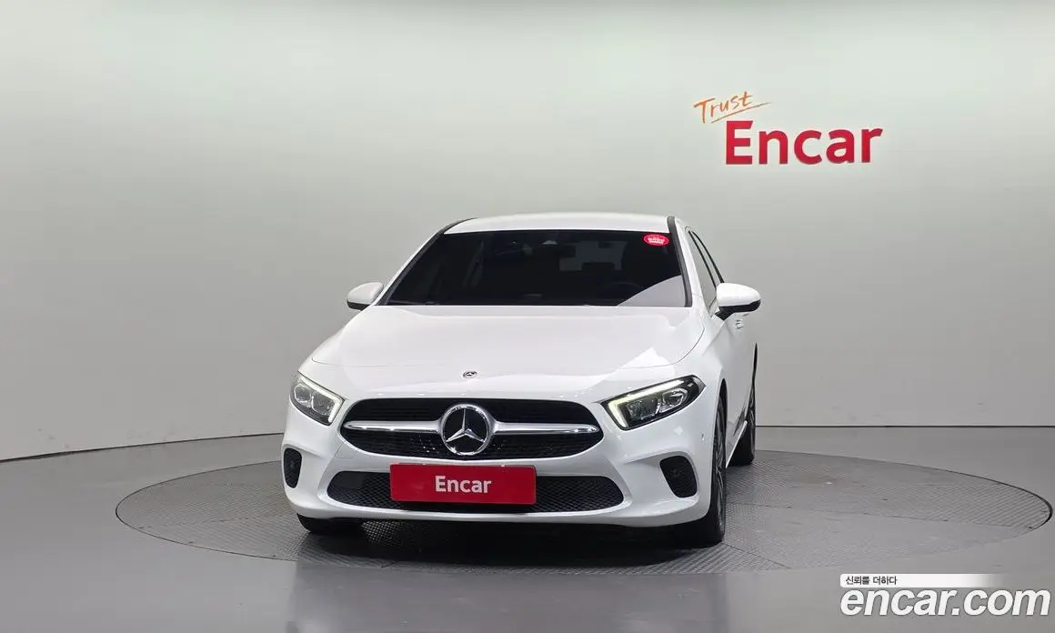 Mercedes-Benz A-Class 2022 1.9 автомат (гидро), фото 3