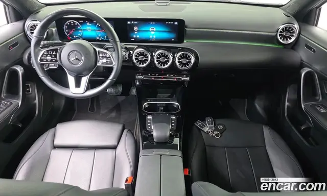 Mercedes-Benz A-Class 2022 1.9 автомат (гидро), миниатюра 10