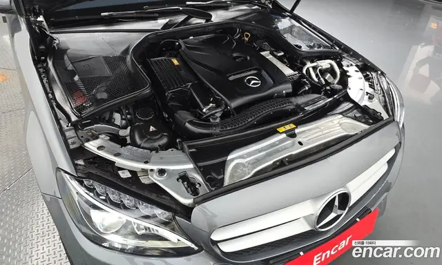 Mercedes-Benz C-Class 2017 2.0 автомат (гидро), миниатюра 6 Mercedes-Benz C-Class 2017 2.0 автомат (гидро), миниатюра 6