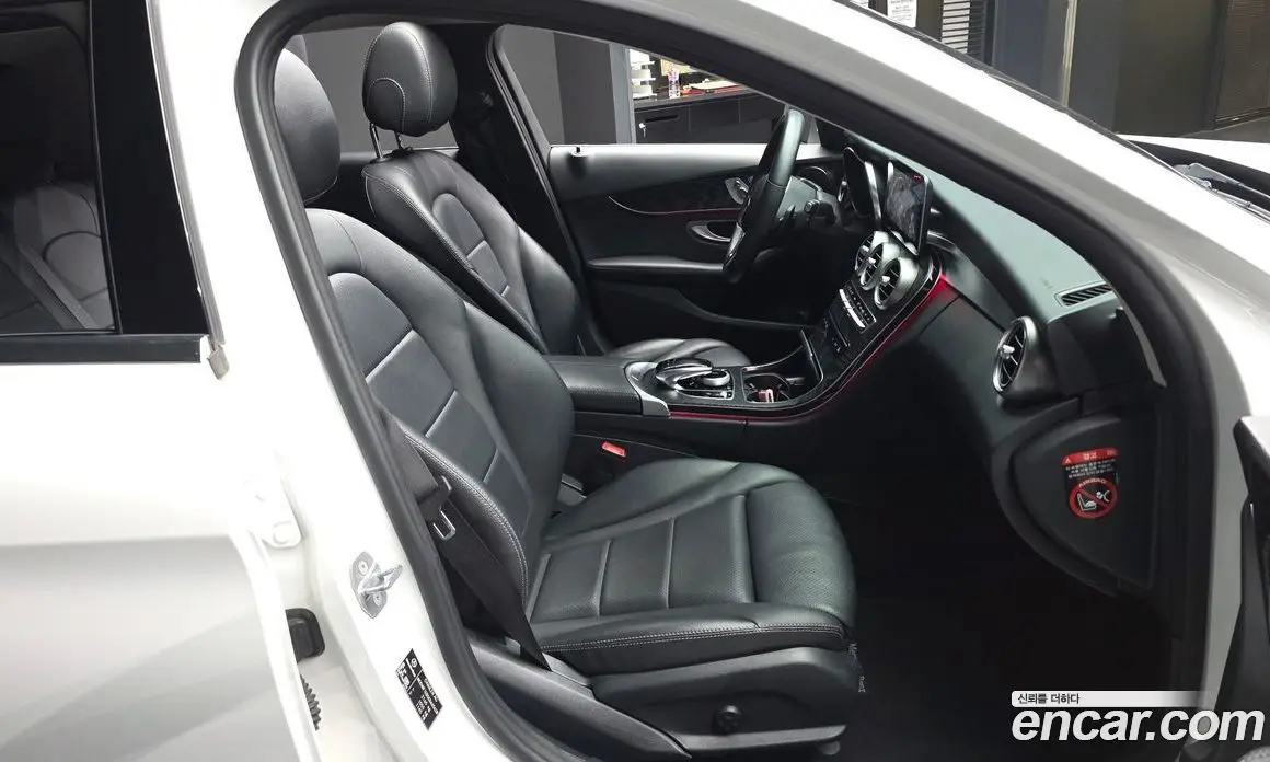 Mercedes-Benz C-Class 2018 1.9 автомат (гидро), фото 17 Mercedes-Benz C-Class 2018 1.9 автомат (гидро), фото 17