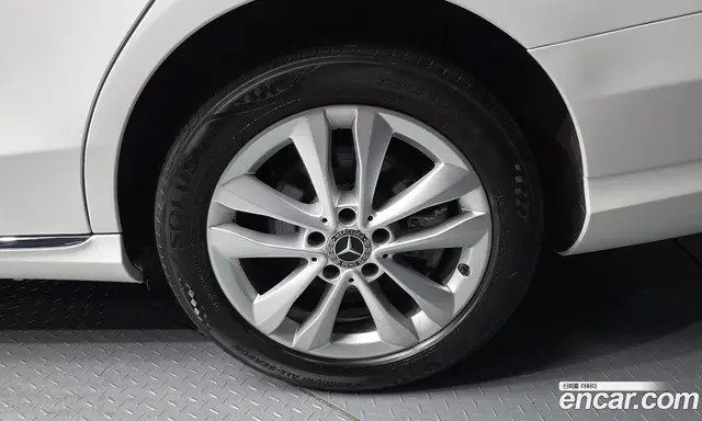 Mercedes-Benz C-Class 2018 1.9 автомат (гидро), миниатюра 5 Mercedes-Benz C-Class 2018 1.9 автомат (гидро), миниатюра 5