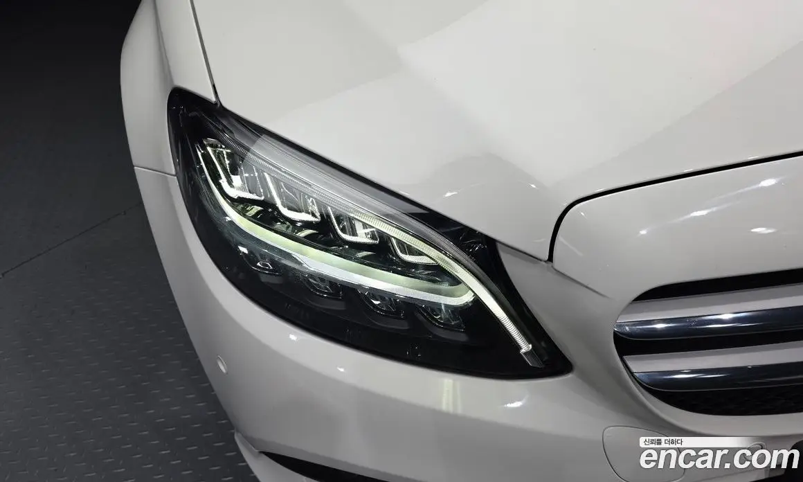 Mercedes-Benz C-Class 2018 1.9 автомат (гидро), фото 8 Mercedes-Benz C-Class 2018 1.9 автомат (гидро), фото 8