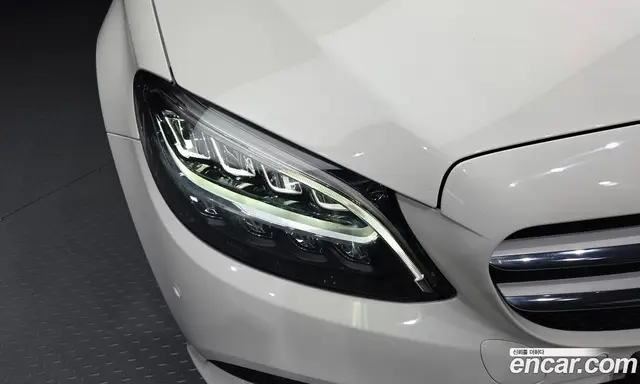Mercedes-Benz C-Class 2018 1.9 автомат (гидро), миниатюра 8 Mercedes-Benz C-Class 2018 1.9 автомат (гидро), миниатюра 8