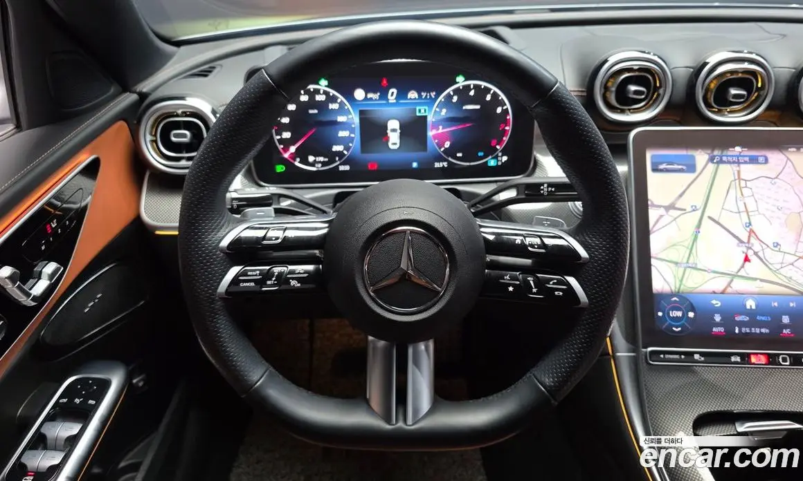 Mercedes-Benz C-Class 2023 2.0 автомат (гидро), фото 20