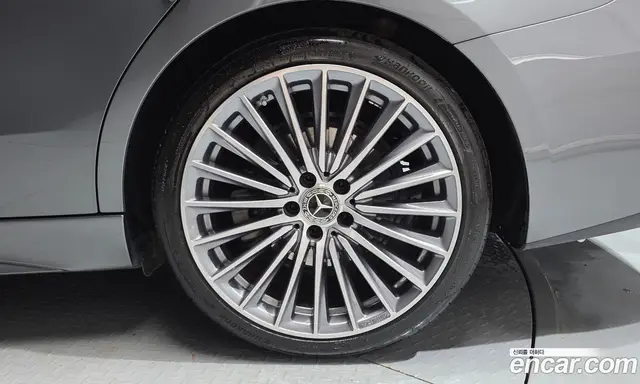 Mercedes-Benz C-Class 2023 2.0 автомат (гидро), миниатюра 7