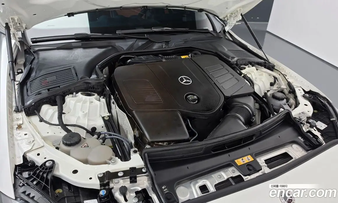 Mercedes-Benz C-Class 2023 2.0 автомат (гидро), фото 6 Mercedes-Benz C-Class 2023 2.0 автомат (гидро), фото 6