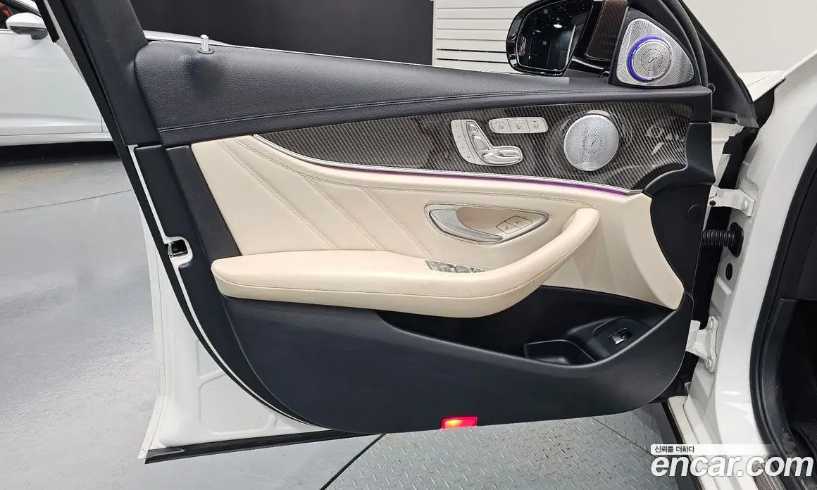 Mercedes-Benz E-Class 2019 4.0 автомат (гидро), фото 14
