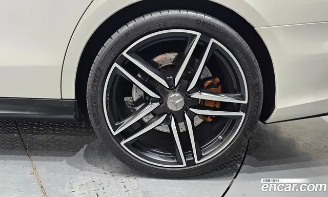 Mercedes-Benz E-Class 2019 4.0 автомат (гидро), миниатюра 7
