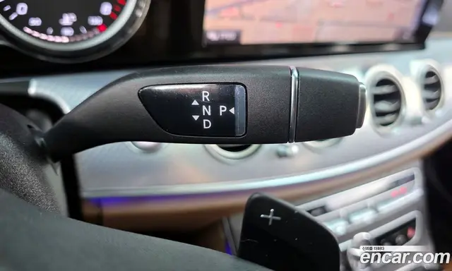 Mercedes-Benz E-Class 2020 2.0 автомат (гидро), миниатюра 12