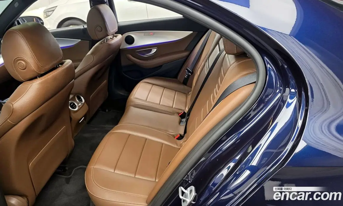 Mercedes-Benz E-Class 2020 2.0 автомат (гидро), фото 16