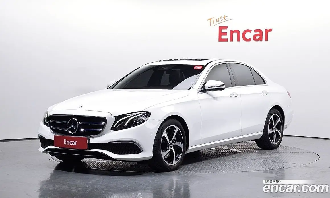 Mercedes-Benz E-Class 2020 2.0 автомат (гидро), фото 1 Mercedes-Benz E-Class 2020 2.0 автомат (гидро), фото 1