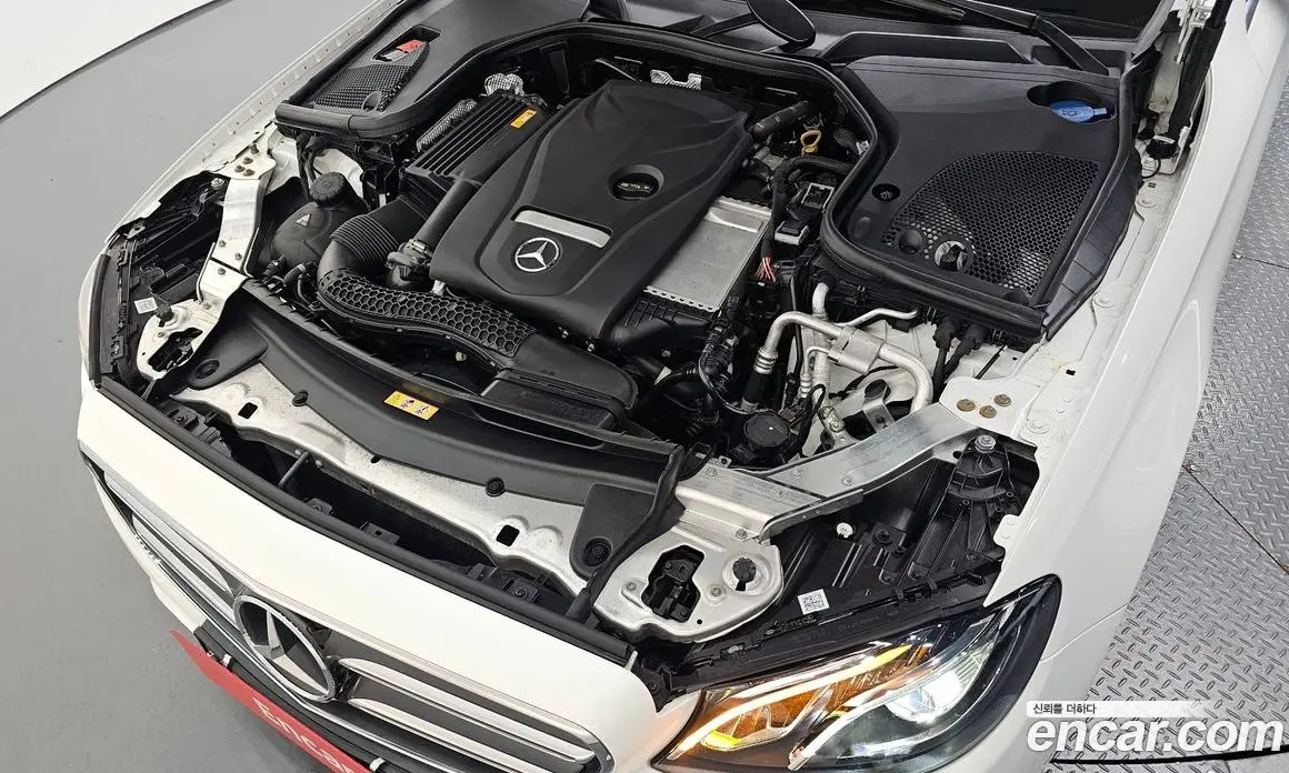 Mercedes-Benz E-Class 2020 2.0 автомат (гидро), фото 6 Mercedes-Benz E-Class 2020 2.0 автомат (гидро), фото 6