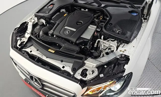 Mercedes-Benz E-Class 2020 2.0 автомат (гидро), миниатюра 6 Mercedes-Benz E-Class 2020 2.0 автомат (гидро), миниатюра 6