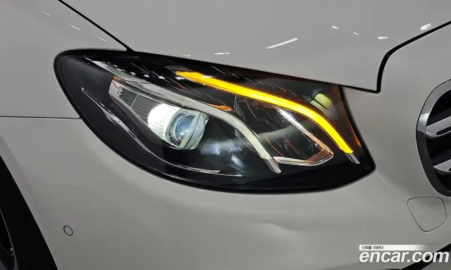 Mercedes-Benz E-Class 2020 2.0 автомат (гидро), миниатюра 8 Mercedes-Benz E-Class 2020 2.0 автомат (гидро), миниатюра 8